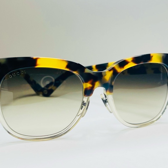 Gucci tortoiseshell sunglasses with silver hardware and brown gradient lenses. - Picture 3 of 8